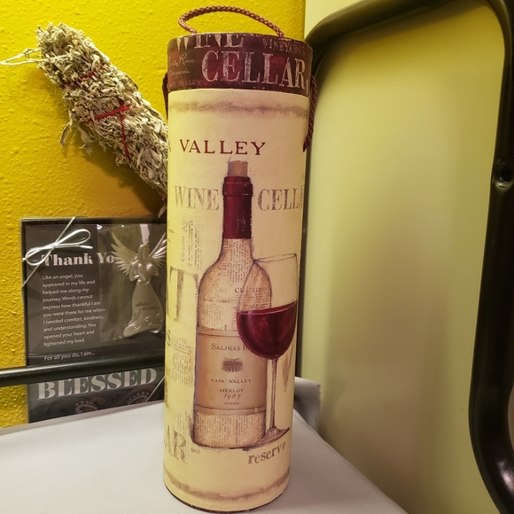 Vtg 2004 Chardonnay Tube/Cylinder/Wine Gift Box - Picture 8 of 14